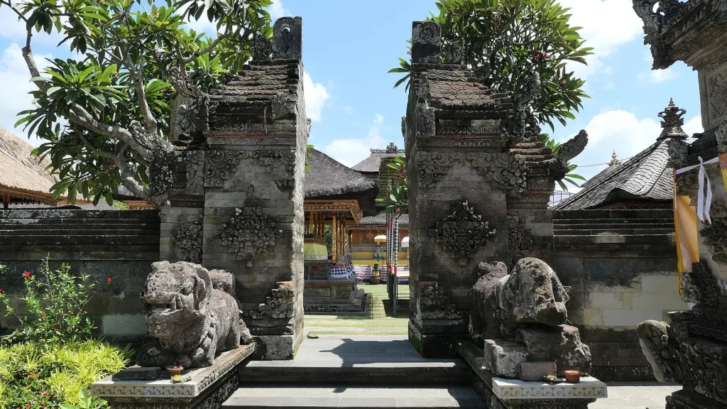 A traditional Balinese split gate (candi bentar)