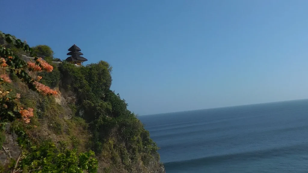 Uluwatu temple on the cliffs of Bali